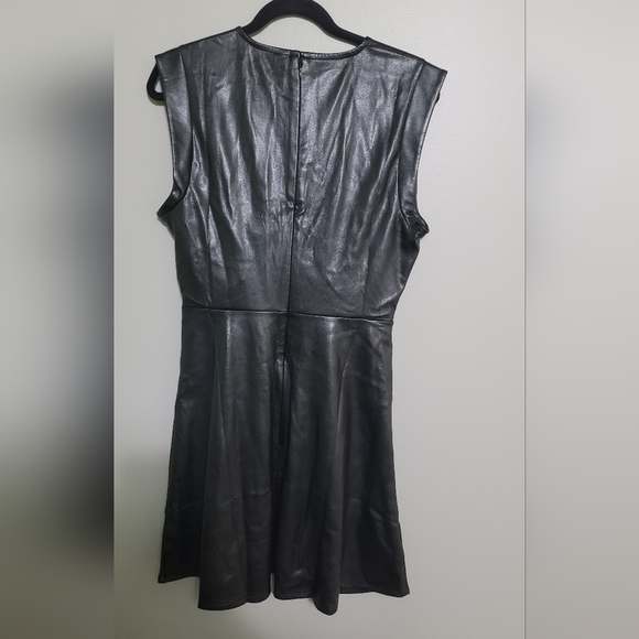 The Drop Vegan Leather Cut-out Dress NWT M - Picture 5 of 5